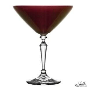 czerwony kieliszek do martini